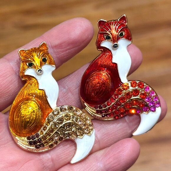 2 Fox Brooches Animal Brooch Pin - Picture 5 of 5